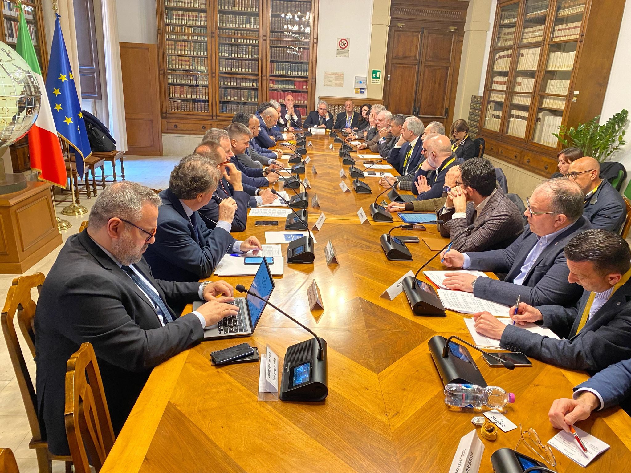 Copertina di: Trasporto pubblico locale, Faisa Cisal: “Ratificato l’accordo sul contratto”