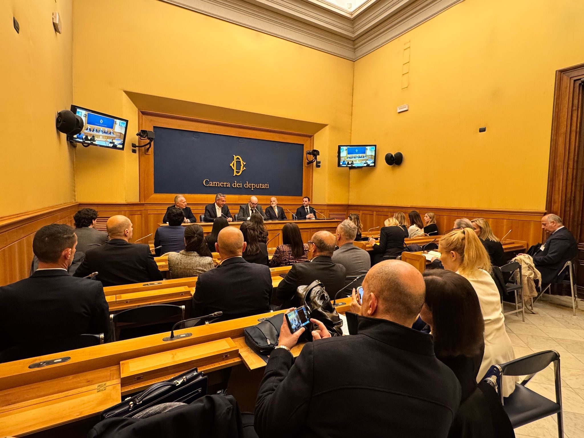 Copertina di: Federagenti Cisal: presentato alla Camera il “Forum Agenti Milano Expo”